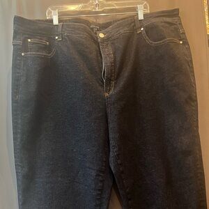 Women’s Universal Standard Stevie High Rise Straight Cuffed Jeans Size 28